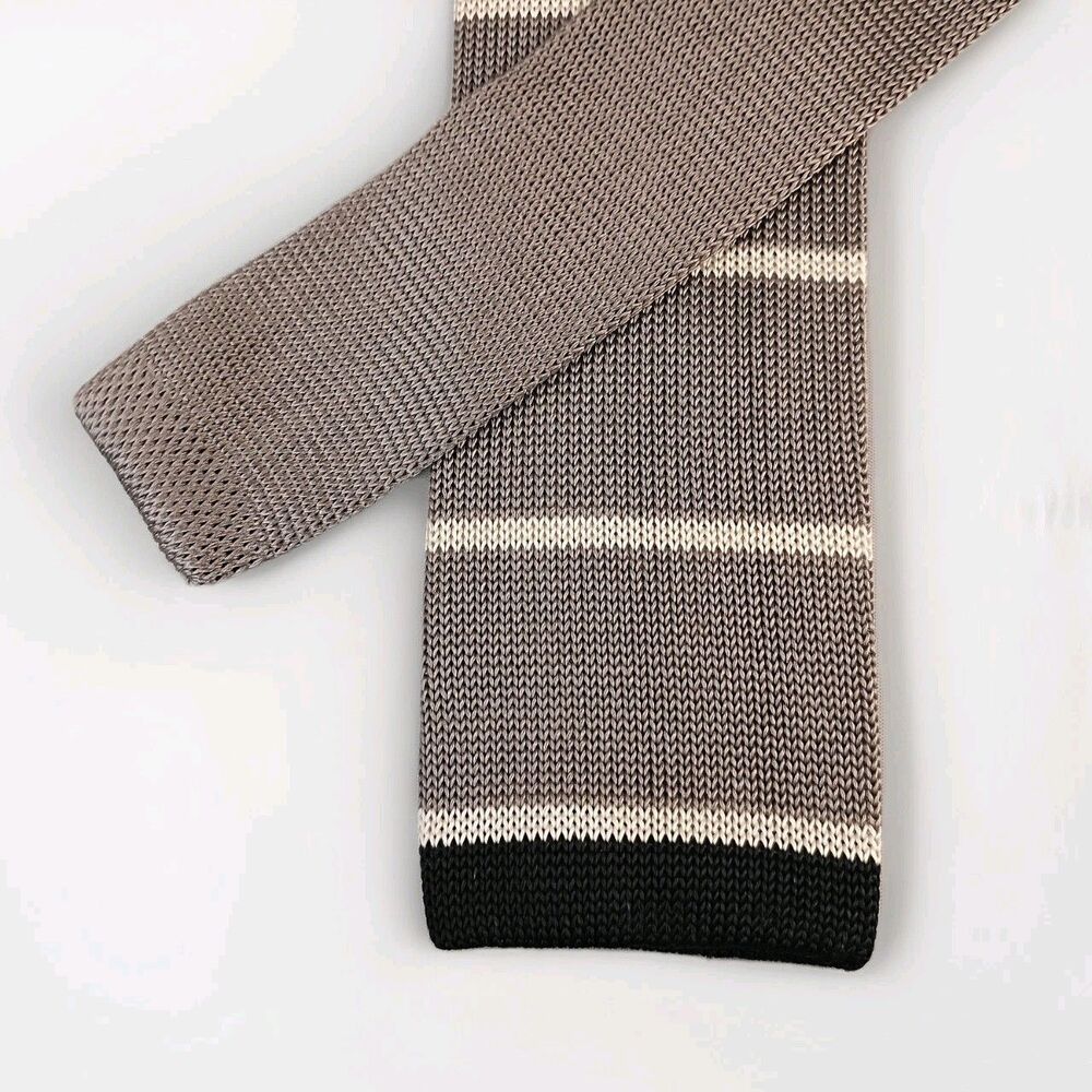 Brooks Brothers Makers Vintage Tie Silk Square End‎ Gray White Stripes